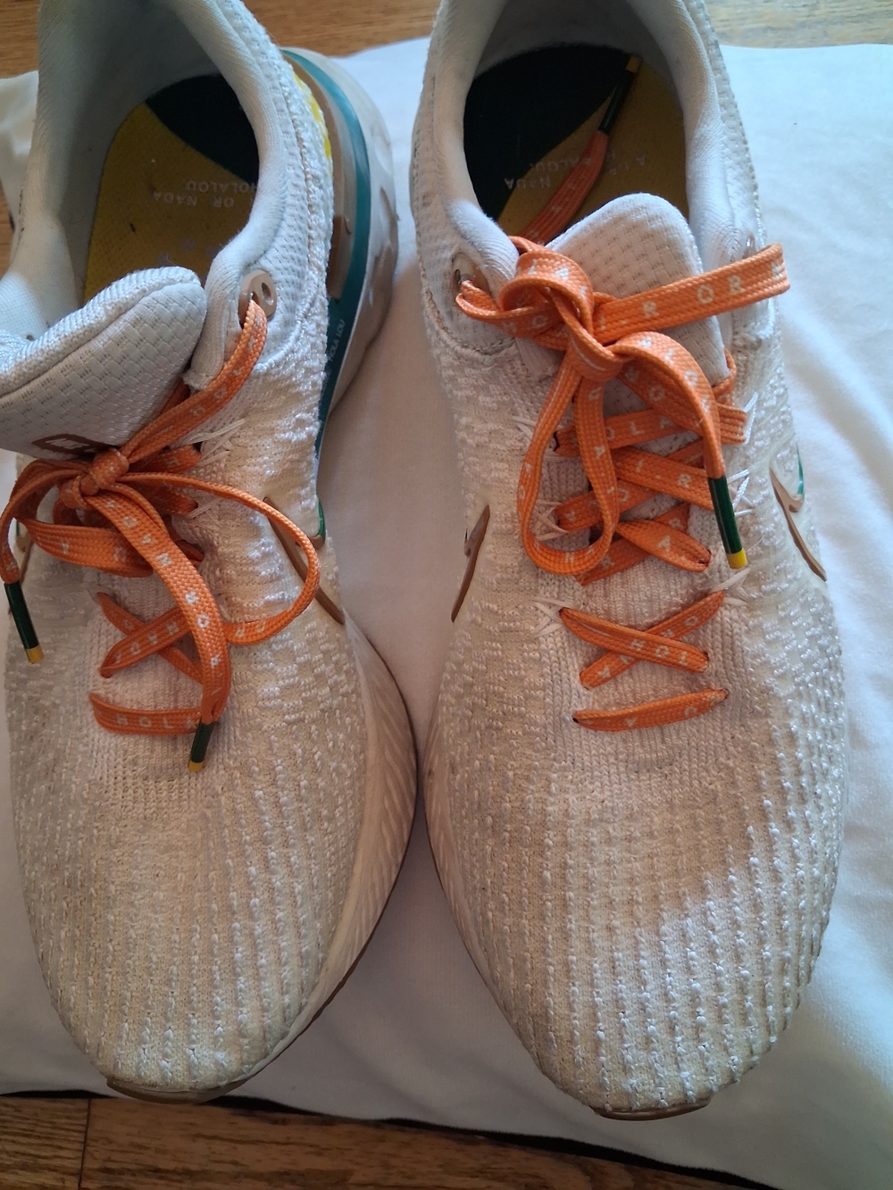 Off White Knit Sneakers with Orange Laces Nike
